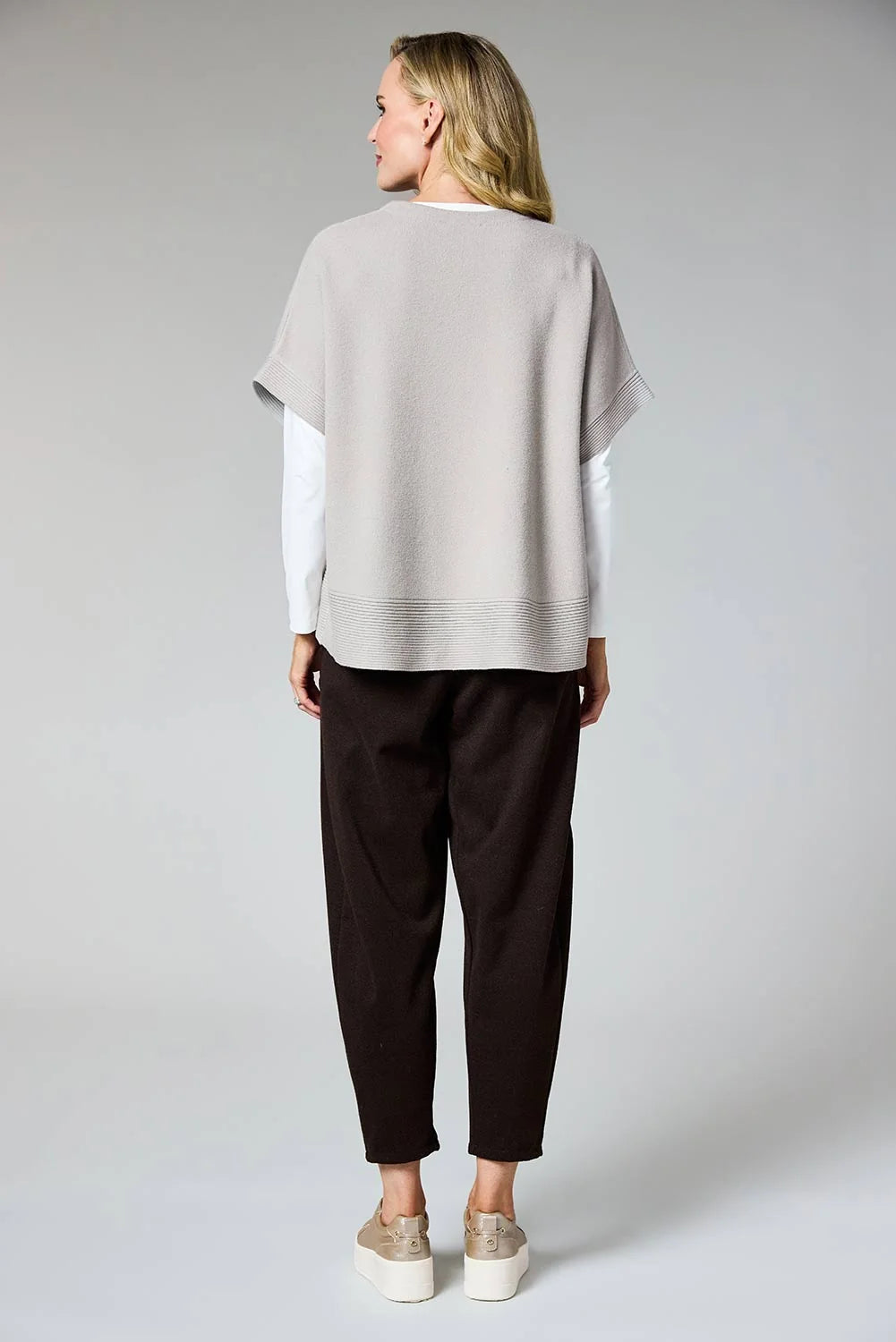 DECK Short Sleeve Cardigan Chocolate