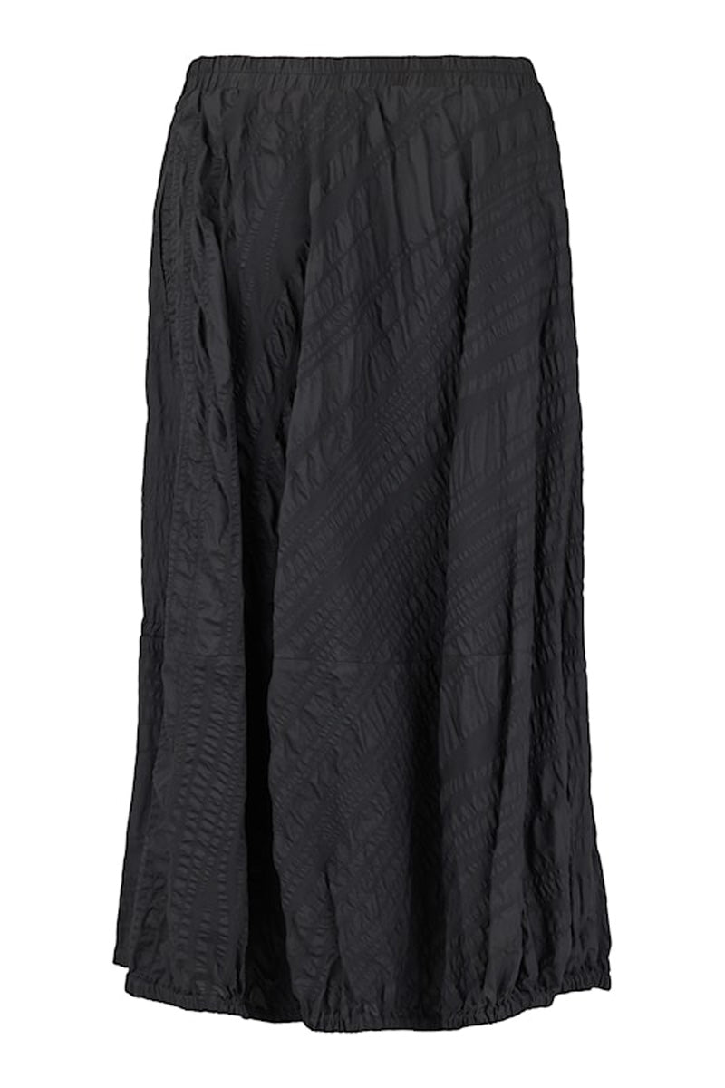 NOEN Crinkle Skirt-Black