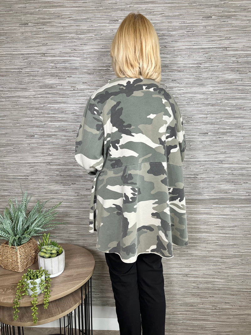 Jan Boat Neck High Low Top Camouflage