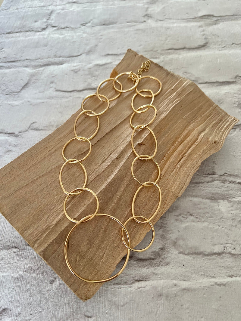 Riley Circle Links Necklace Gold