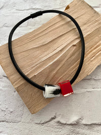 Calitaa Luxury Collection Cube Bead Red