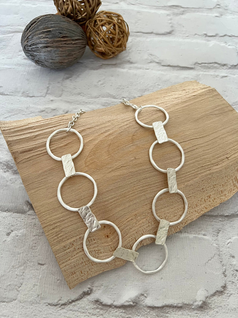 Mika Chunky Links Necklace Silver
