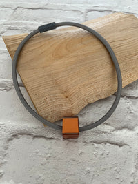 Calitaa Luxury Collection Cube Bead Copper Leaf