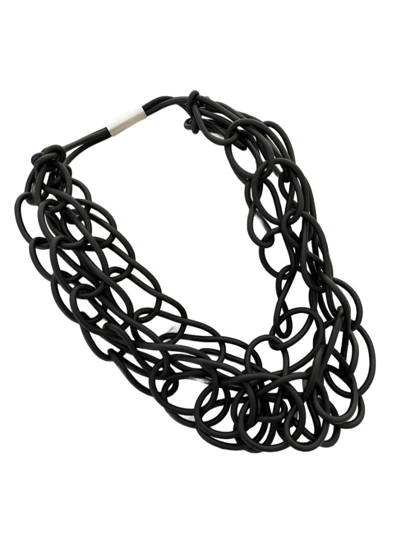 Petra Rubber Chain Necklace Black