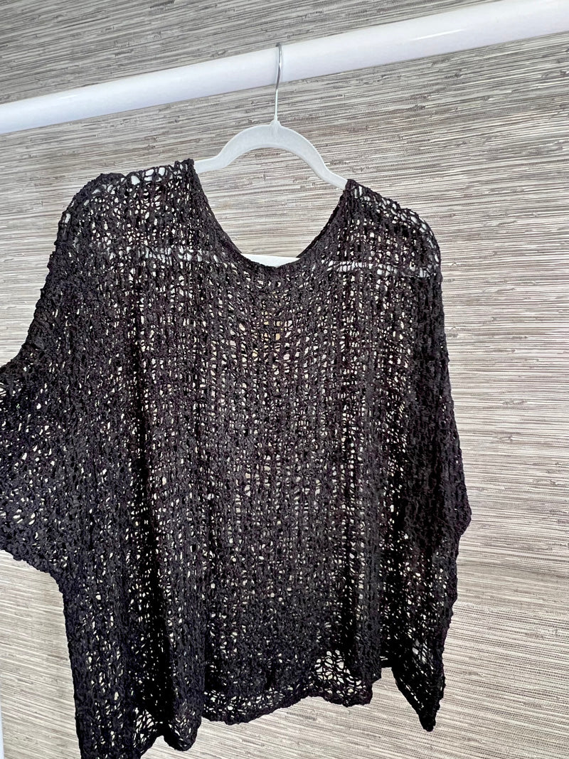 Popcorn Poncho Top Black