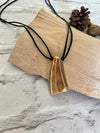 Calitaa Luxury Pendant Necklace Shimmer Gold