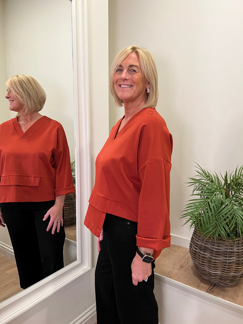 Silvia Urban V Neck Top Mulberry