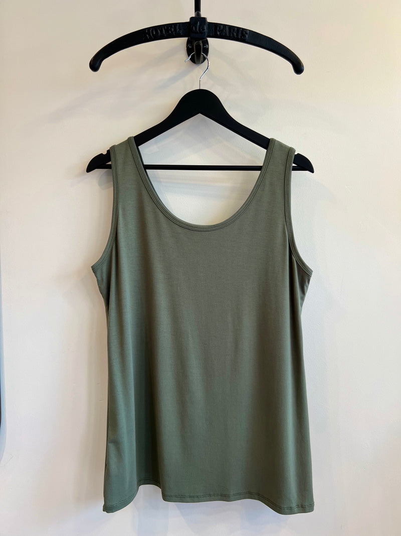 Long Vest Khaki Regular