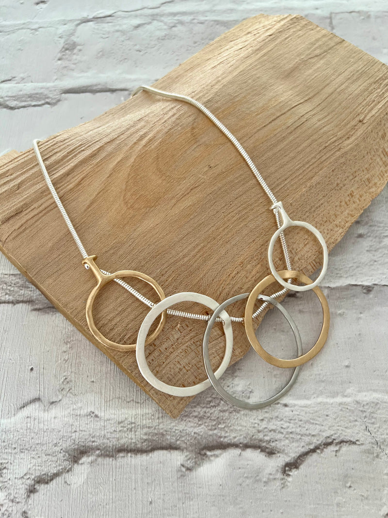 Kira Circles Statement Necklace Silver/Gold