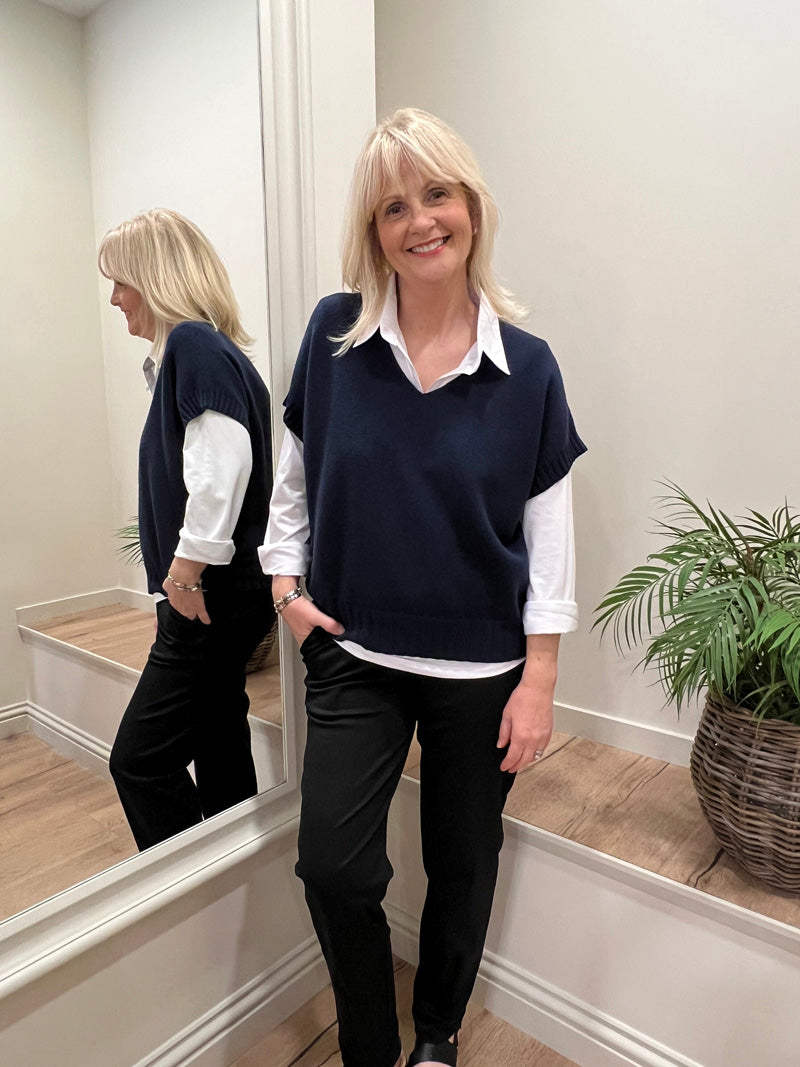 Belinda V-Neck Slipover Navy