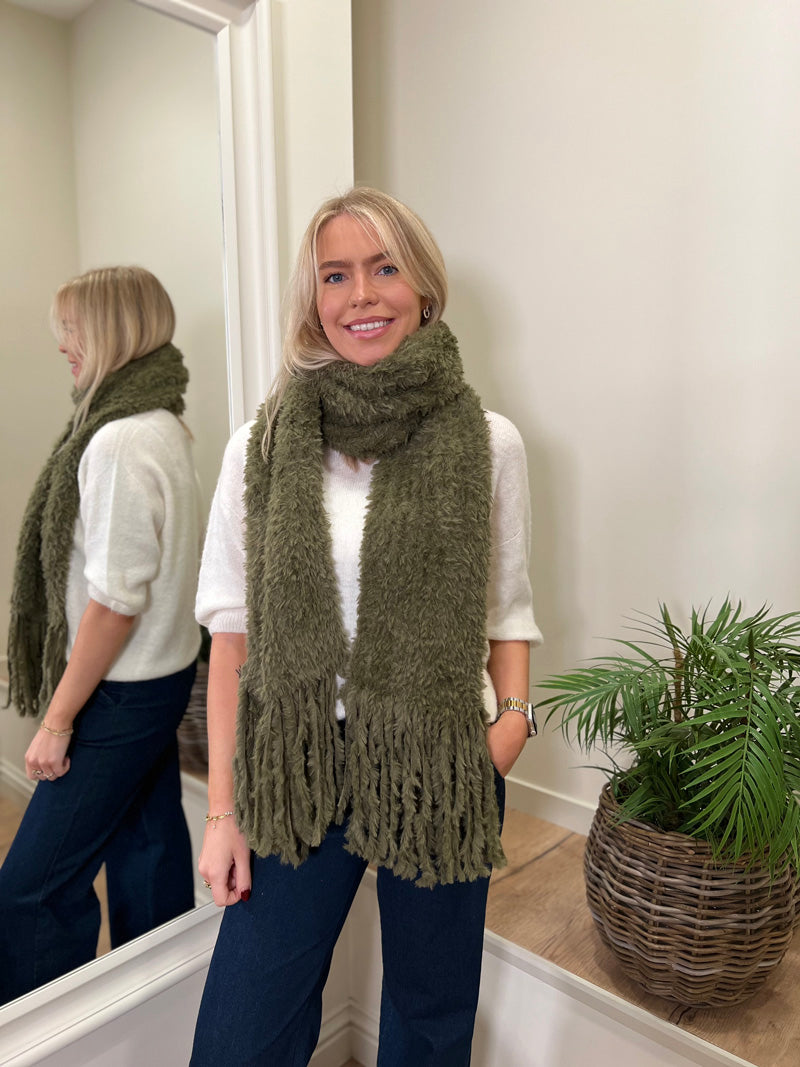 Karla Fluffy Scarf Olive