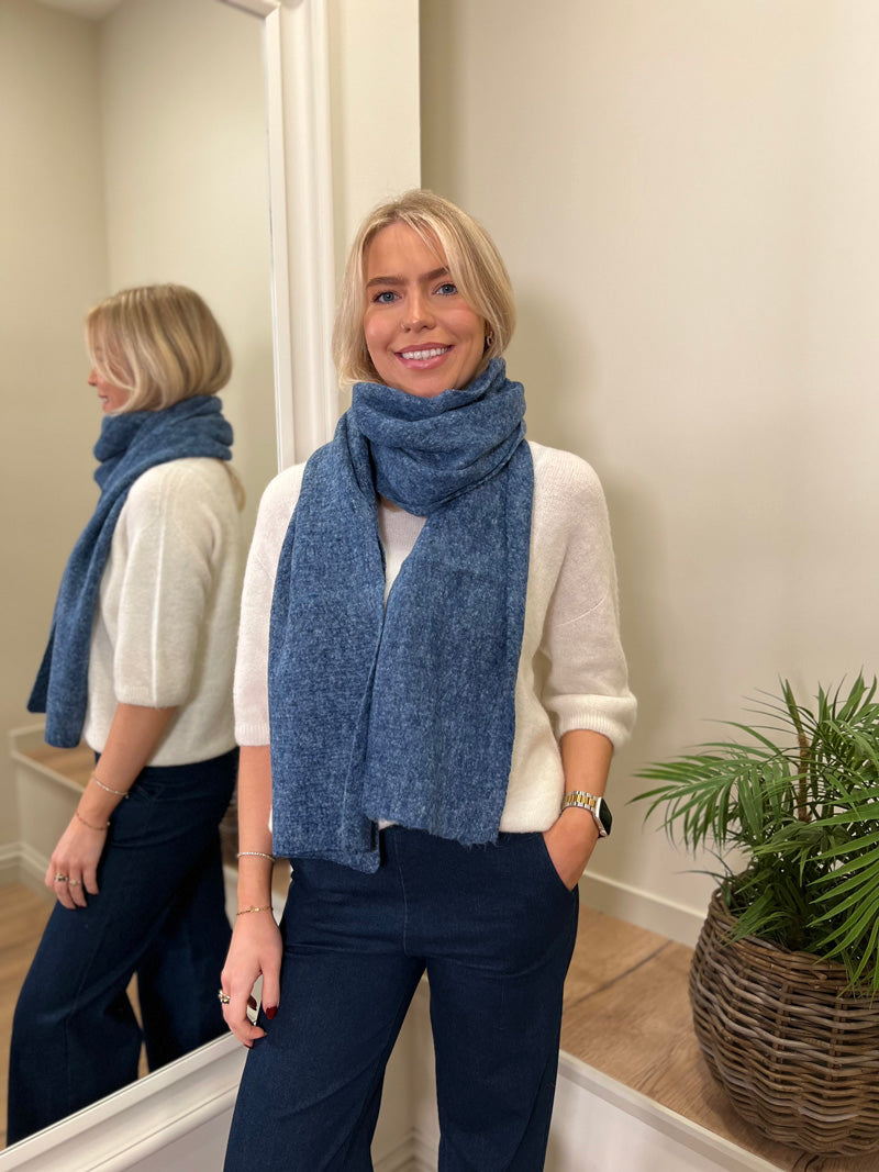 Plain Boucle Scarf Denim Blue