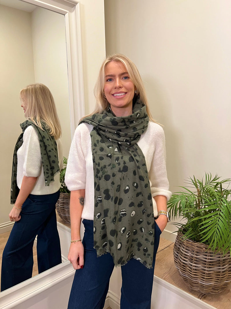 Leopard Smudge Print Scarf Olive