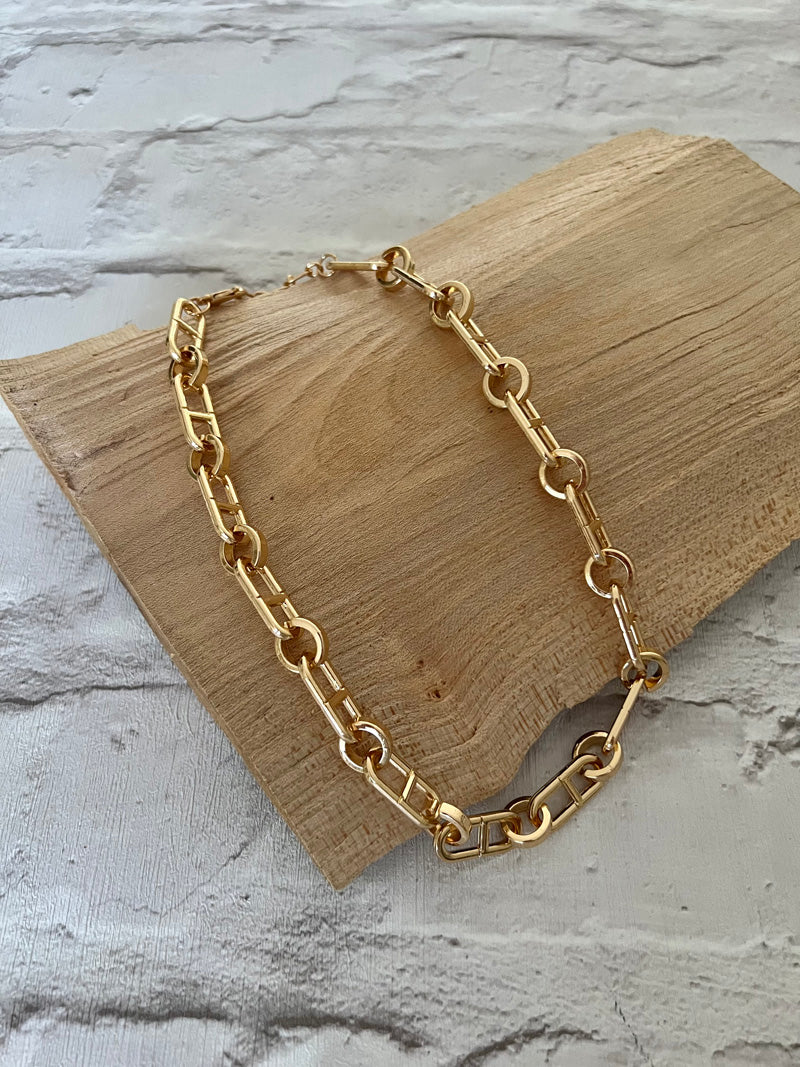 Lucy Chunky Links Necklace-Gold