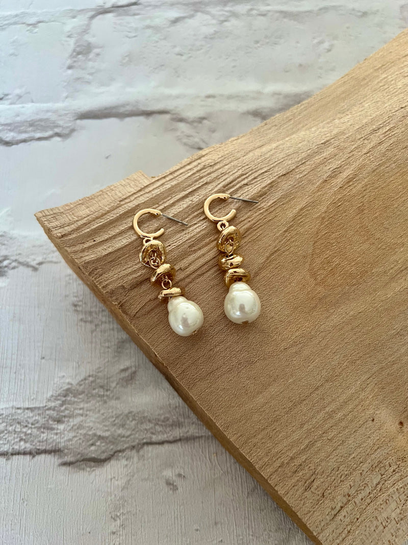Pearl Drop Earrings-Gold