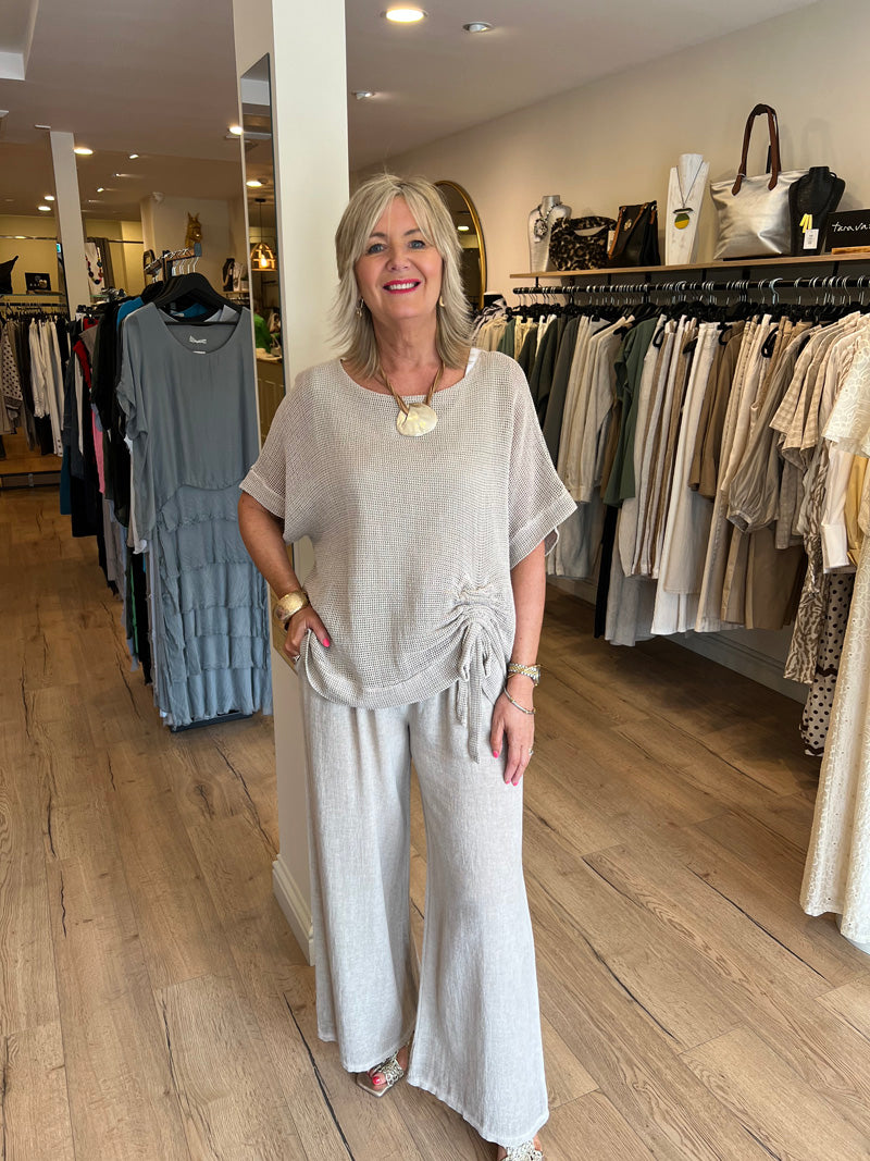 Ava Cotton/Linen Woven Ruche Top Stone