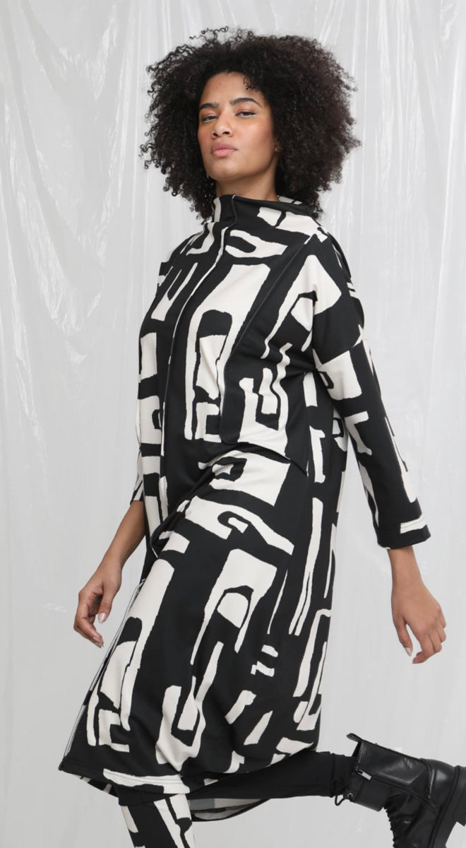 WHISPER Printed Tunic Dress Black/Vanilla