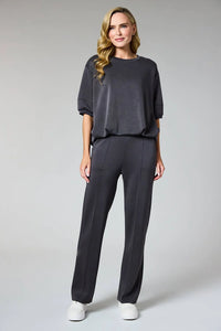 DECK Puffball Top Grey
