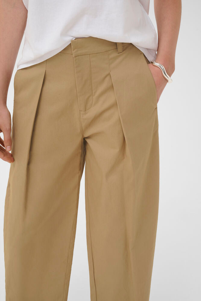 InWear ELVIA SINIKKA IW Barrel Pants Latte