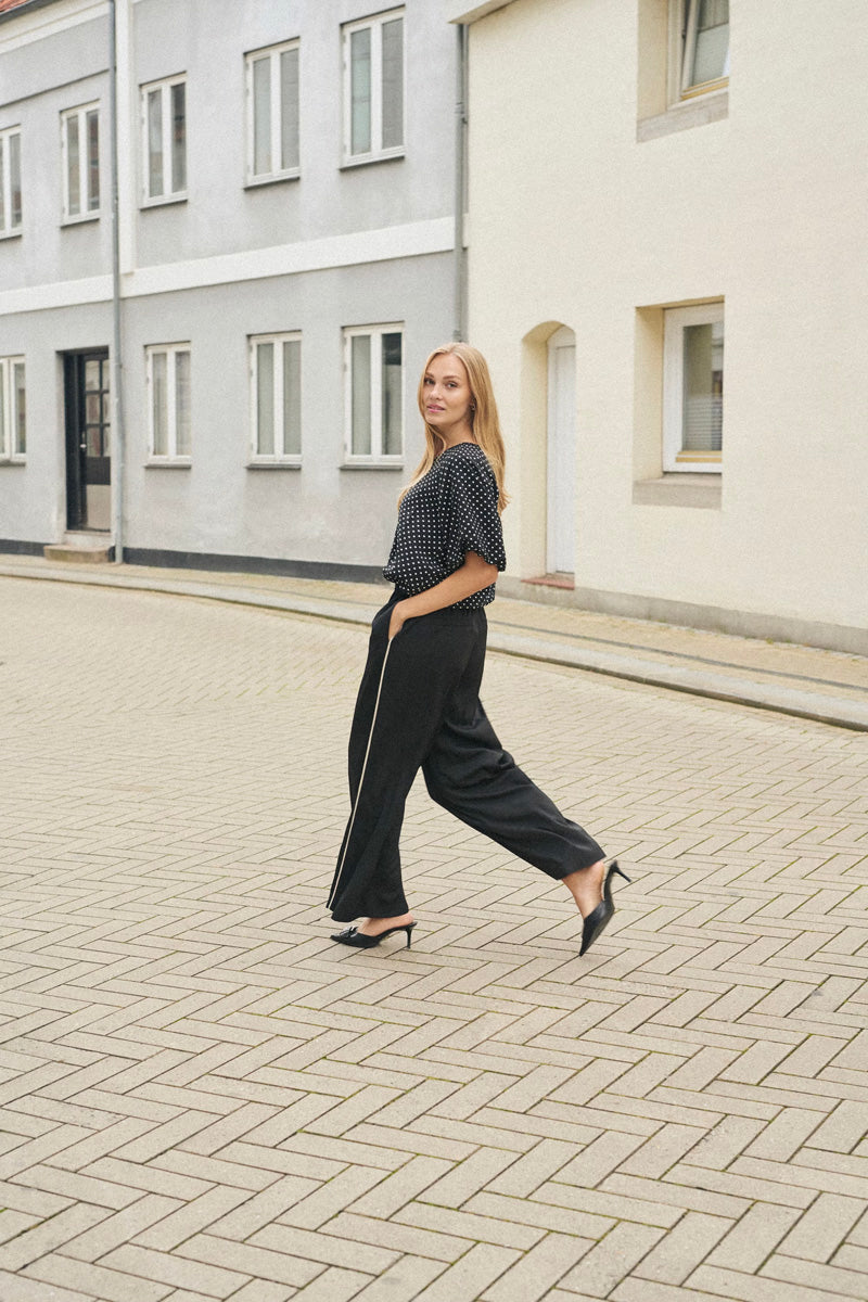 KAFFE KAtessa Trousers-Deep Black