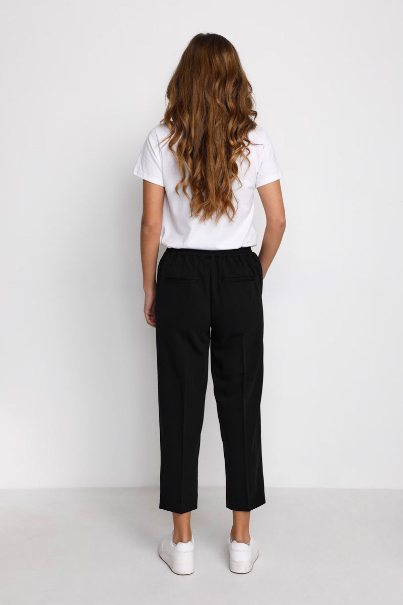 KAFFE KAsakura Cropped Trousers-Black