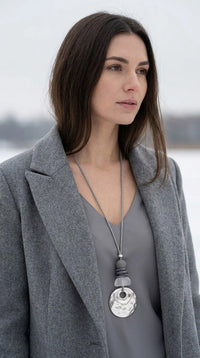 Saskia Pendant Necklace Grey/Silver