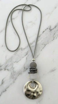 Saskia Pendant Necklace Grey/Silver