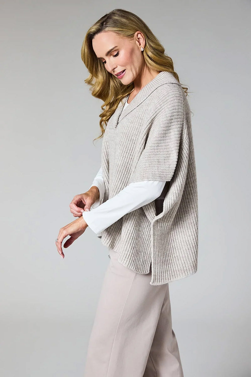 DECK Oversized Chunky Knit Sweater Beige
