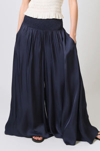 TRAFFIC PEOPLE Aurora Wide Leg Trousers Sateen Navy