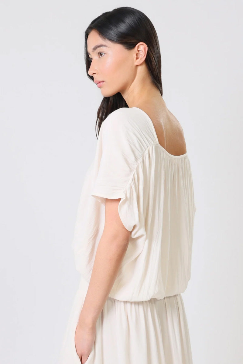 TRAFFIC PEOPLE Whispers Top Cream