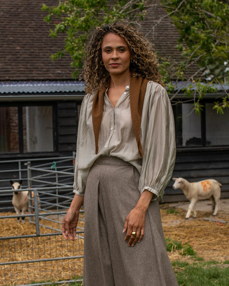 CHALK Dawn Blouse-Taupe