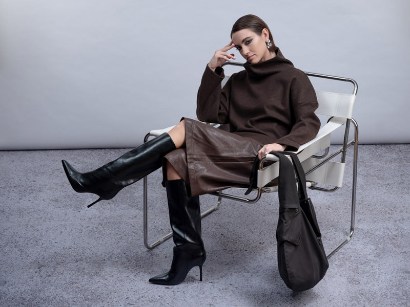HAAKO Roll Neck Top Chocolate