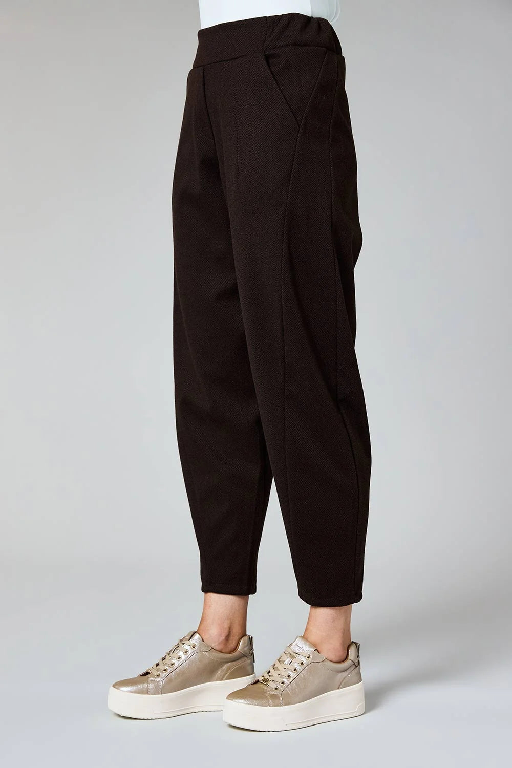 DECK Barrel Trousers Herringbone Chocolate Size 14