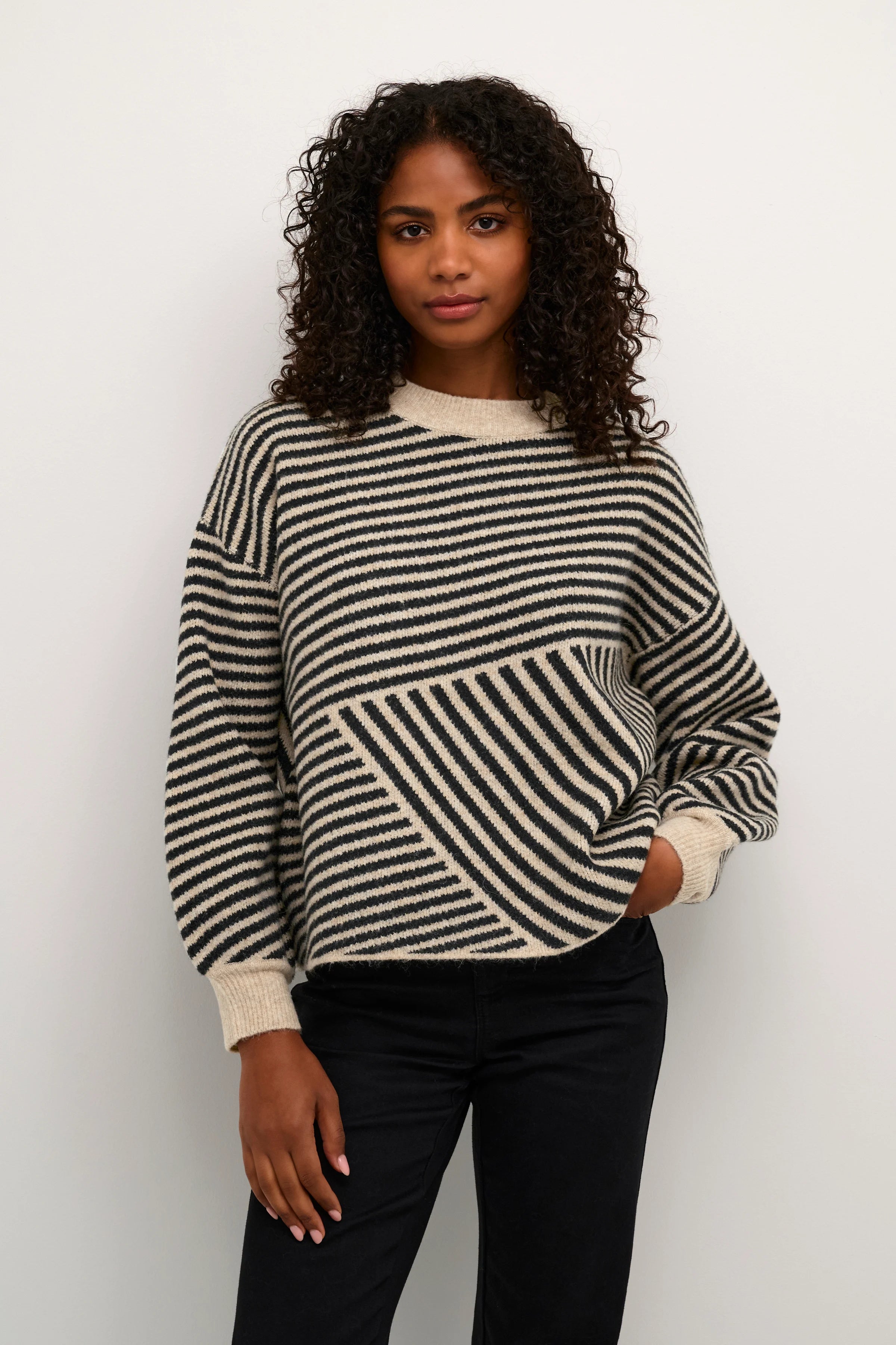 KAFFE KAverana Knit Sweater Stone/Black