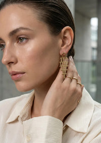Inis Links Drop Earrings-Gold