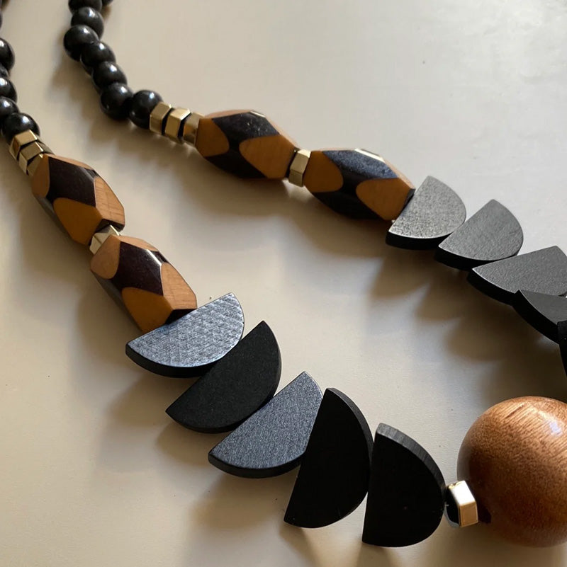 GIST Statement Hematite Necklace Black/Deep Taupe
