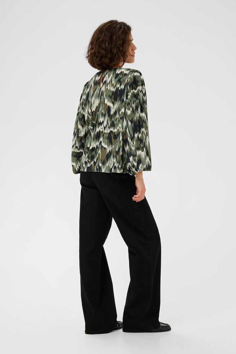 KAFFE KAkia Blouse-Green Black Abstract