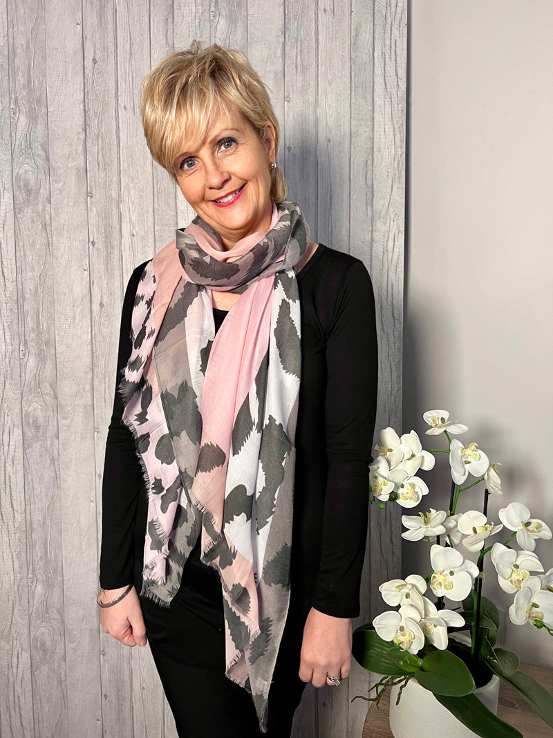 Roxy Print Scarf Pink